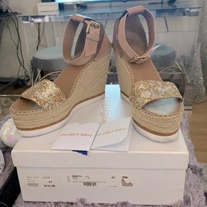 COPY - SeeByChloe' Gold and Silver across the toes,Leather ankle buckles wedge …